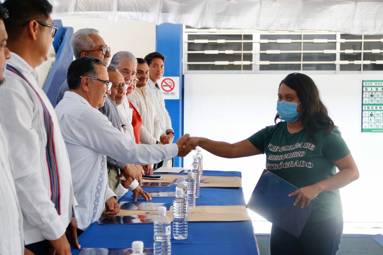 Con actividades académicas y científicas la UABJO celebra a las y los químicos