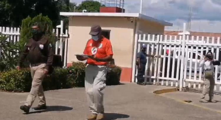 Familia de migrantes de Ecuador sufre accidente en Oaxaca; fallecen padre e hija