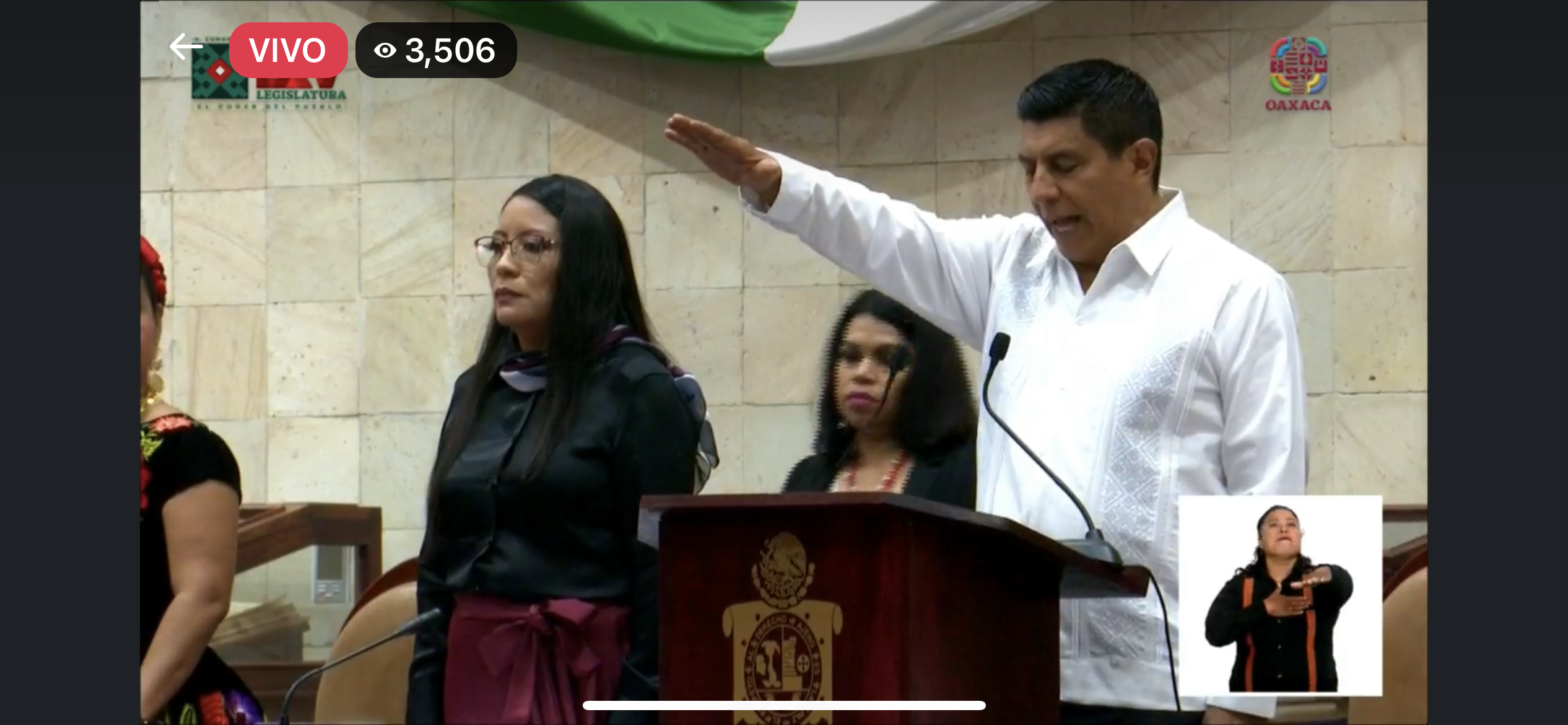 Asume Salomón Jara el poder en Oaxaca