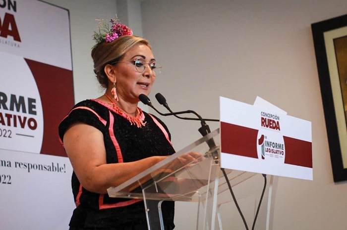 Ni violentadores de mujeres ni deudores de pensión alimentaria podrían ser servidores públicos en Oaxaca