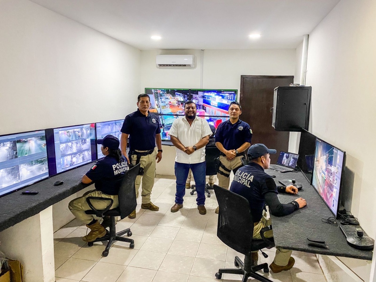 Centro de monitoreo, muestra de permanente atención a seguridad de la población: Miguel Sánchez Altamirano