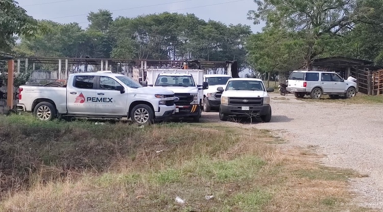 Por fuga de amoníaco en Oaxaca, toman oficinas de Pemex  y retienen vehículos