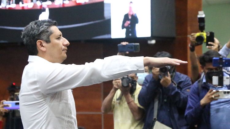 En votación aplastante, Congreso acata instrucción de Jara y elige a Bernardo Rodríguez como nuevo Fiscal de Oaxaca