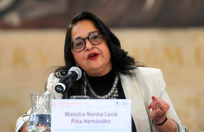 Mujer en la presidencia de la SCJN no asegura desempeño a favor de las mujeres