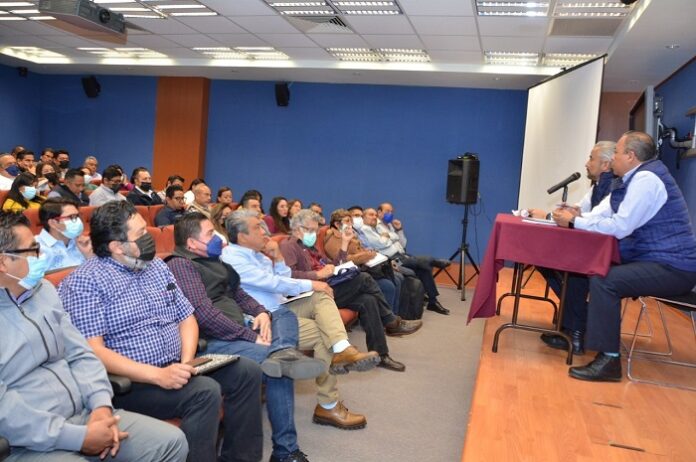 Descentralizar la UABJO, objetivo del 2023: rector