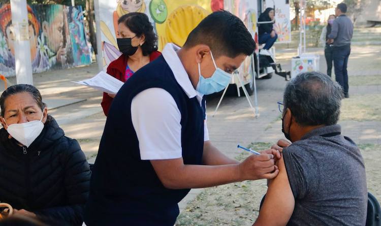 UABJO realiza Jornada Universitaria de Vacunación en CU