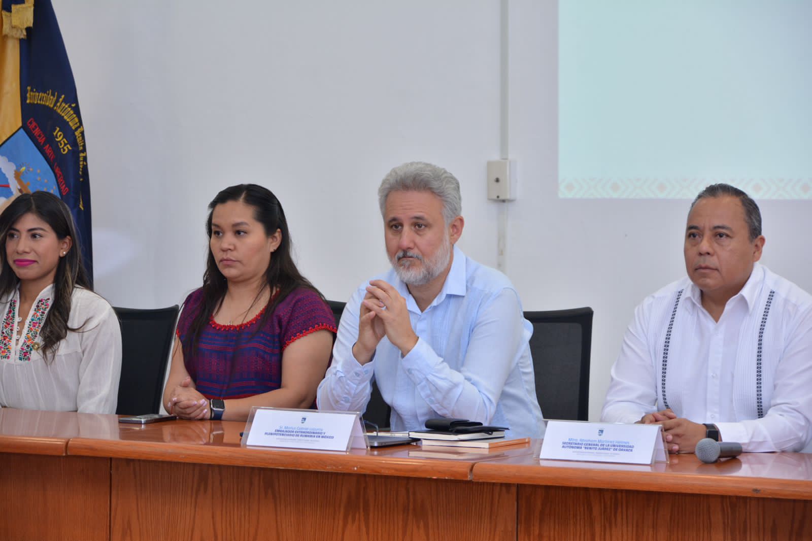 Oaxaca, nicho de oportunidad para inversión, dijo embajador de Rumania en la UABJO