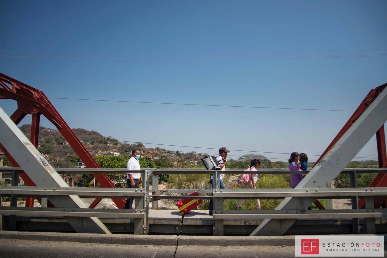 Tehuantepec permanecerá bloqueado hasta que haya reconstrucción de primaria