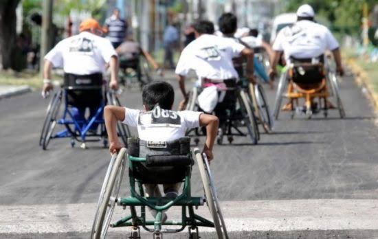 Deportistas con discapacidad recibirán premiación en el Medio Maratón de Oaxaca