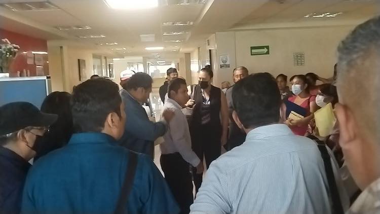 Piperos denuncian agresiones de autoridades de Zimatlán; revisarán concesiones de agua