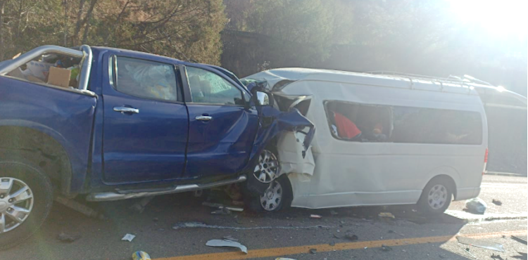 Inicia Semana Santa 2023 con accidente carretero: 13 personas muertas y 10 heridas 