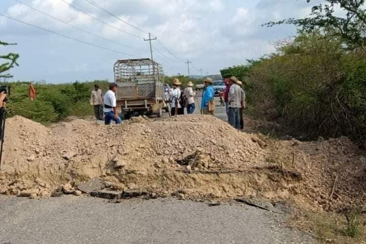 Por disputa de tierras dejan sin agua, luz y caminos a casi 6 mil habitantes de San Dionisio del Mar