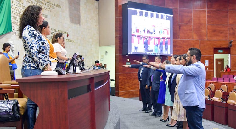 Exhortan al nuevo Tribunal a respetar derechos laborales