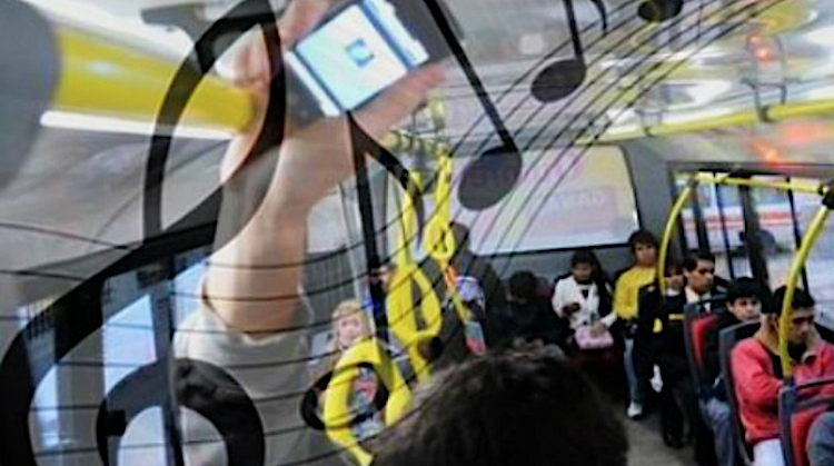 Congreso de Oaxaca prohibiría en transporte público música que promueva violencia vs mujeres o haga apología del delito