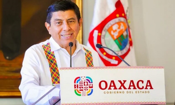 Libros de texto gratuitos empoderan estudiantado: Jara