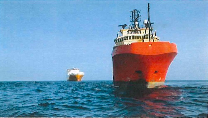 Barco encallado