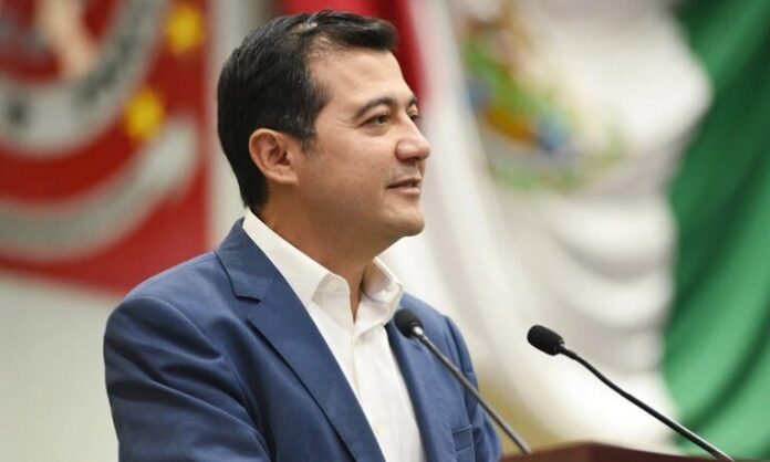 Morena urge a consolidar figura de diputación migrante en Oaxaca