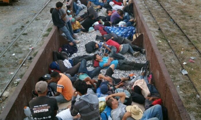 SSPC rescata 278 migrantes en Oaxaca y detiene a 6 traficantes
