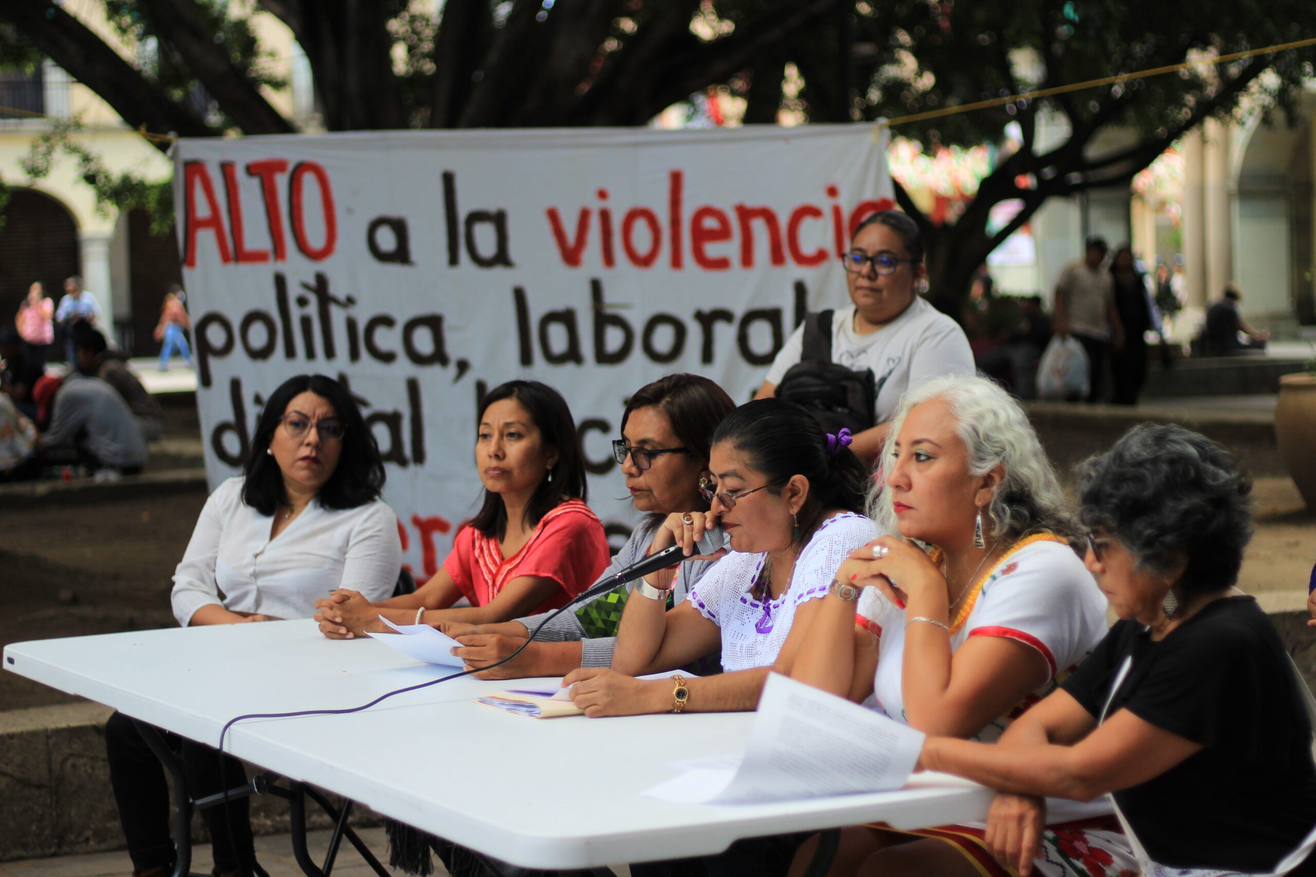 Profesora denuncia a compañero de trabajo por acoso y hostigamiento sexual