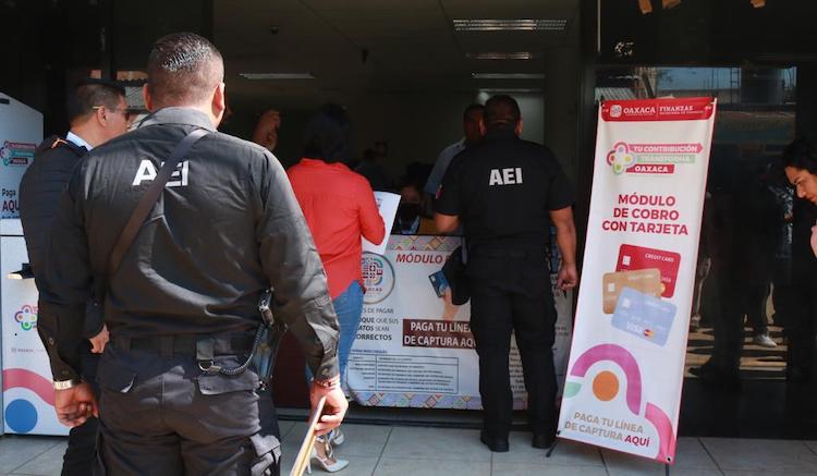 Operativo en Semovi: detectan falsificación de documentos