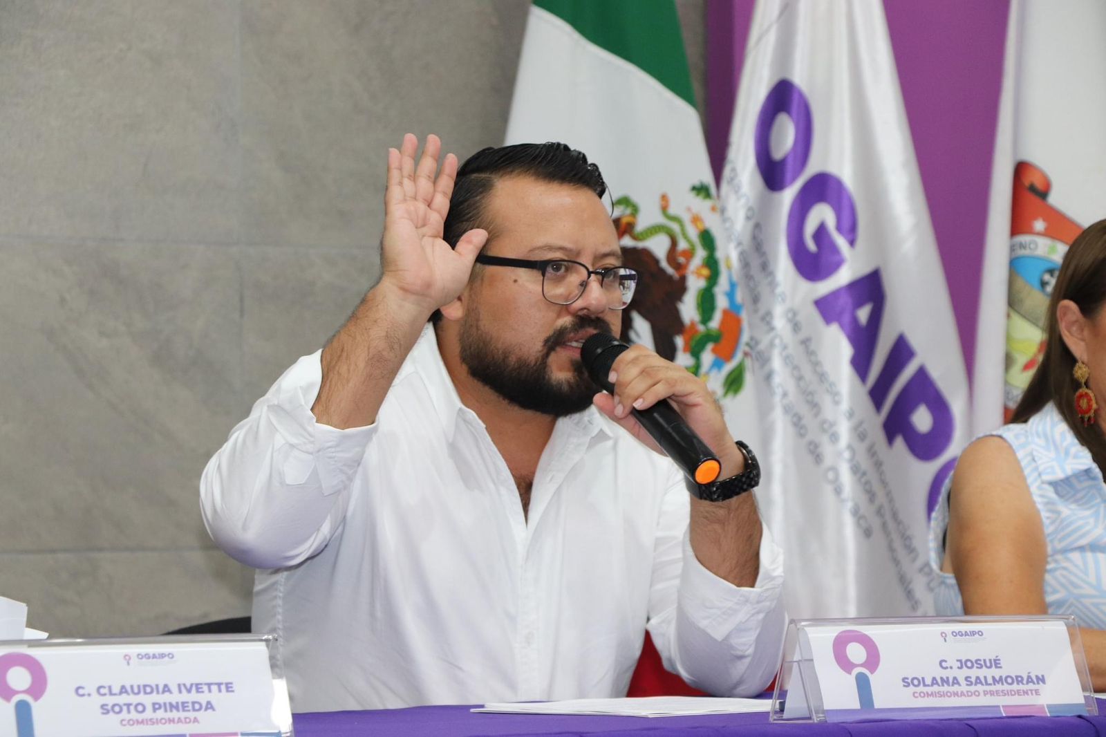 Por mayoría, pleno del OGAIPO ratifica a Josué Solana en la Presidencia del órgano de transparencia de Oaxaca