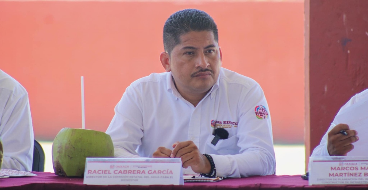 Mueren dos colaboradores de Salomón Jara en accidente carretero; su camioneta cayó a un barranco 