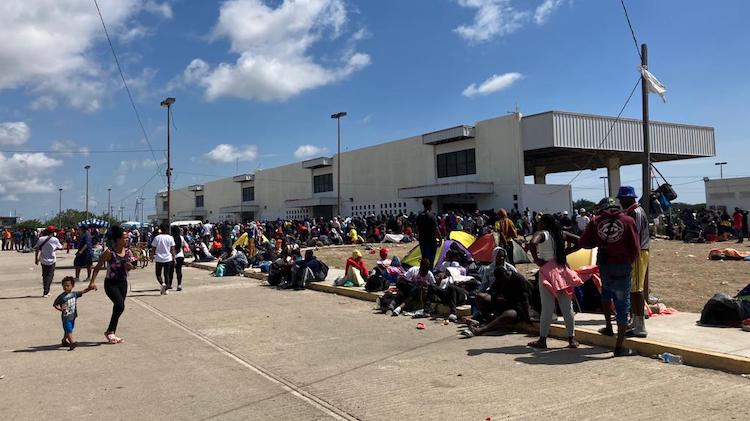 Aumenta a 6 mil personas flujo migratorio en Centro de Movilidad Migratoria de Juchitán