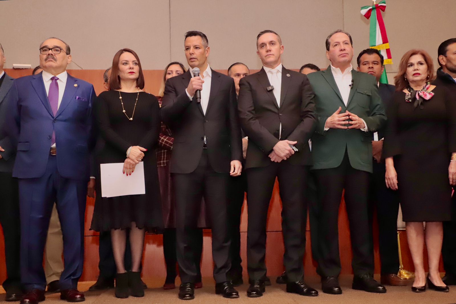 PRI, en vías de convertirse en partido testimonial: Murat