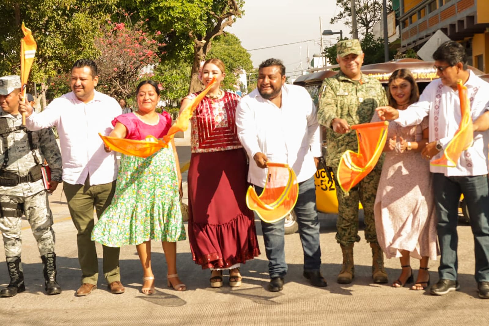 Miguel Sánchez Altamirano da banderazo a operativo “Juquila -Reyes», en Juchitán
