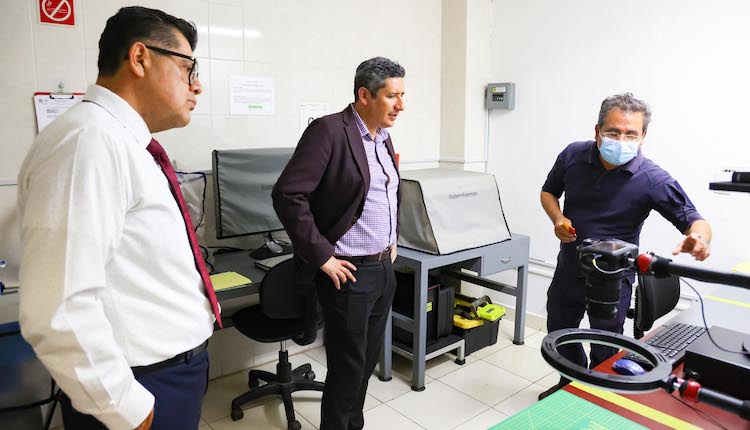 Supervisa Fiscal de Oaxaca, Bernardo Rodríguez Alamilla, trabajos de rehabilitación del Instituto de Servicios Periciales