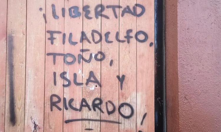 Incomunicados y sin defensoría, así estuvieron activistas contra gentrificación