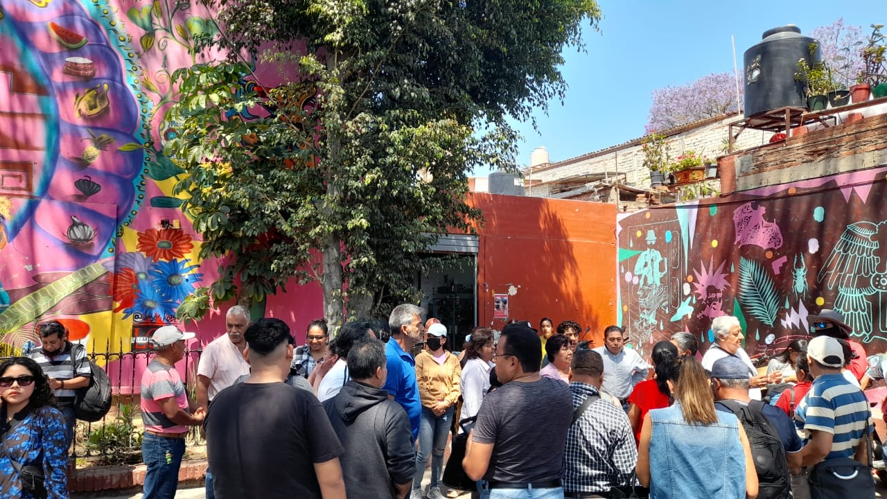 Tensiones en el mercado: Denuncias y reclamos por la gestión de espacios