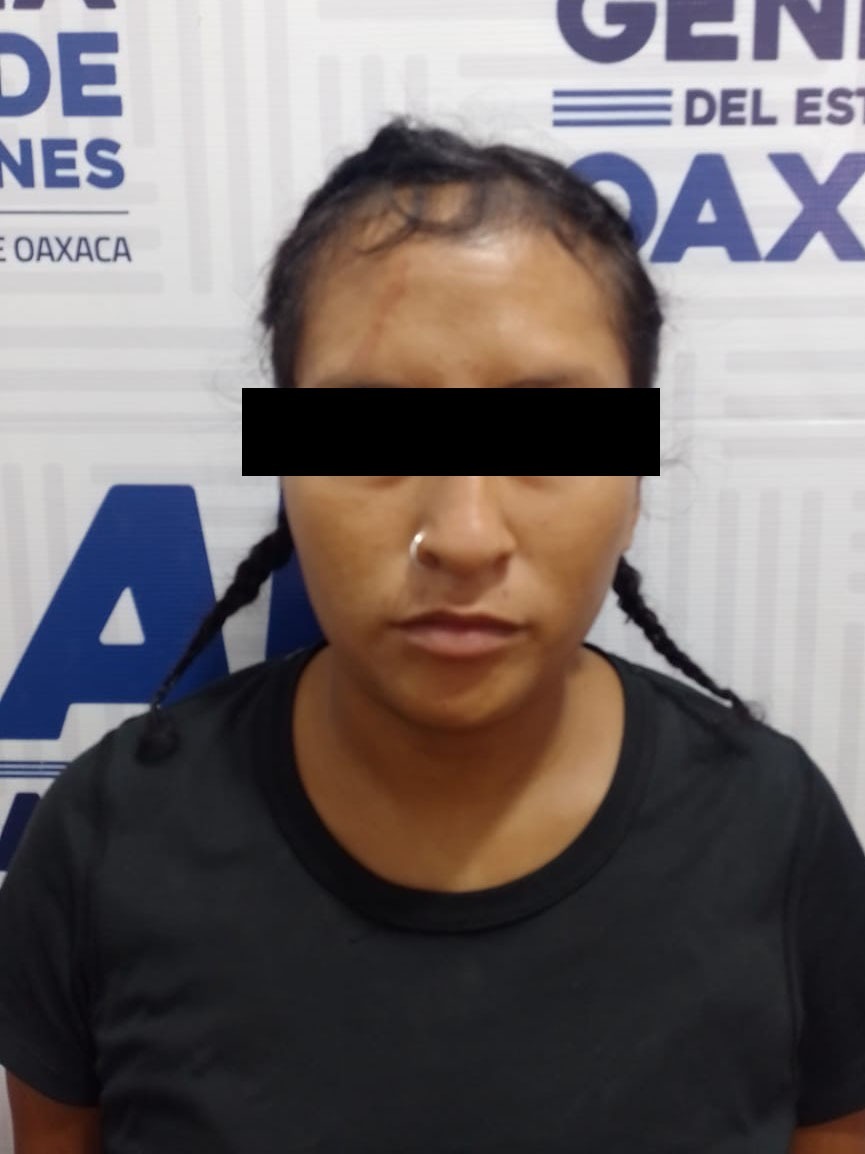 Fiscalía de Oaxaca detiene en la Costa a una mujer, por homicidio cometido en el Estado de México 
