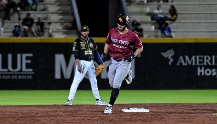 Guerreros domina a Tigres para asegurar serie en Cancún