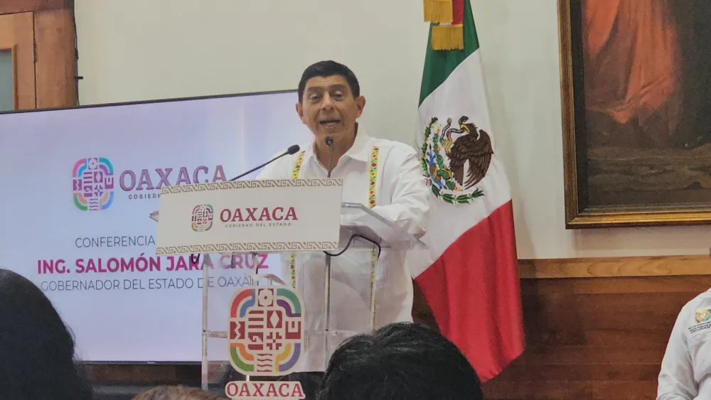 Gobernador de Oaxaca, pide a maestros cambiar su método de lucha, ofrecer disculpas a alumnado y padres de familia