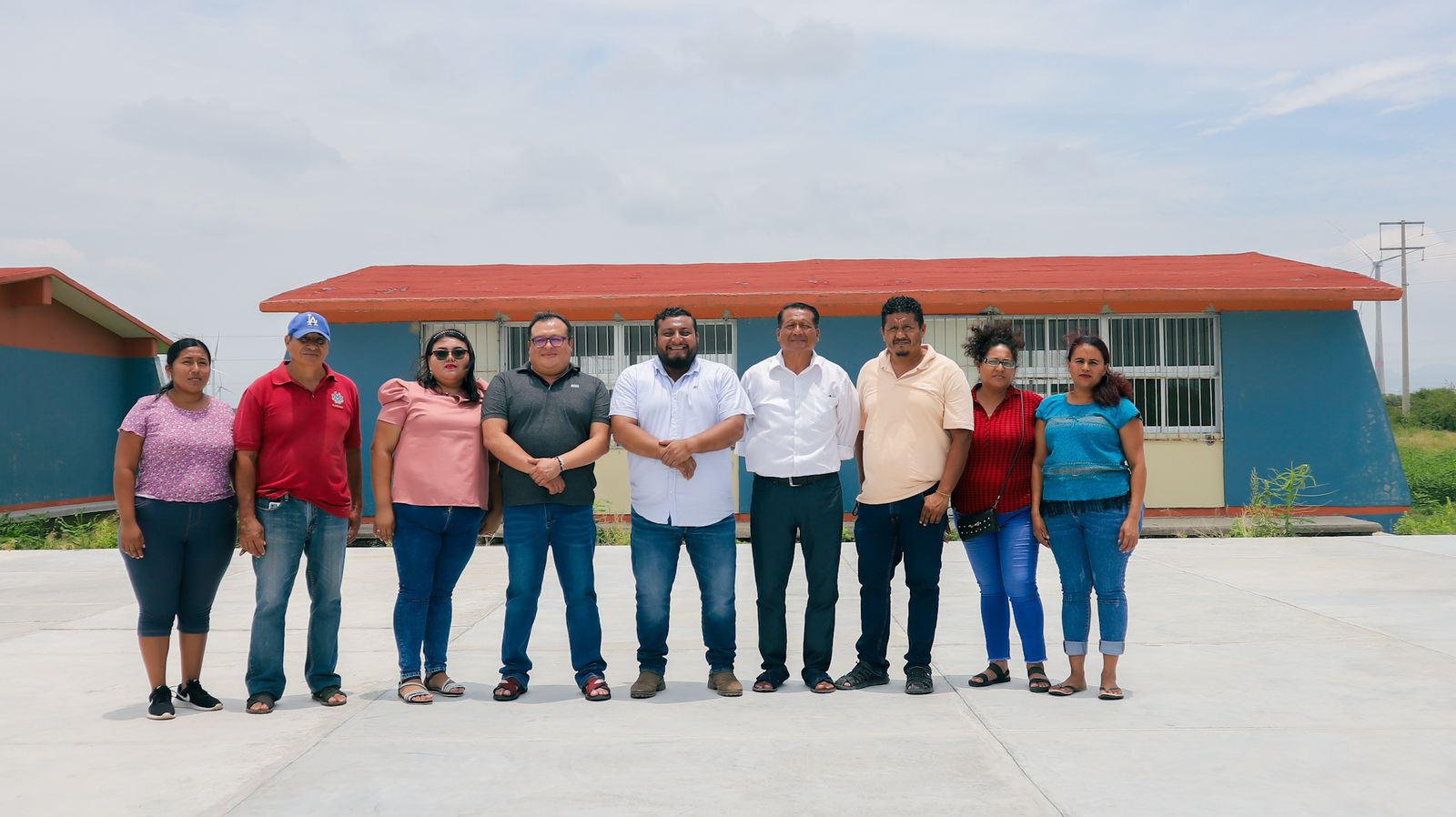 MIGUEL QUETU INICIA ESTUDIOS PARA GESTIONAR CONSTRUCCIÓN DE ACCESO A BACHILLERATO DE LA VENTOSA