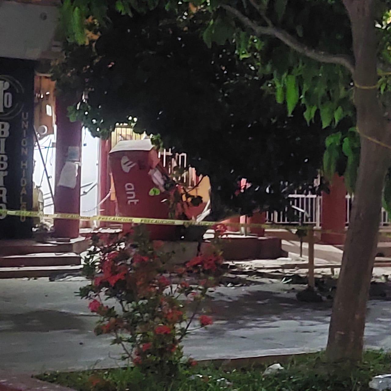 Matan a una mujer, hieren a estudiante y se roban un cajero automático en el Istmo de Tehuantepec
