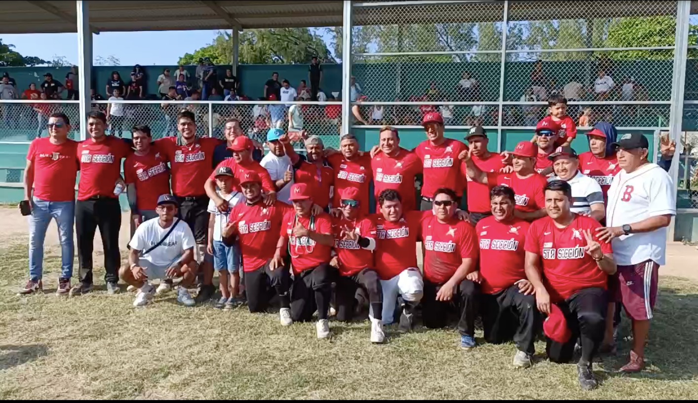 Gobierno de Juchitán reconoce a los campeones de la Liga Municipal de Béisbol