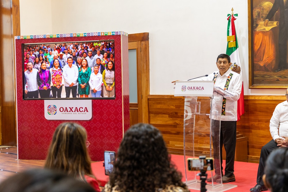 Anuncia Salomón Jara cambios en su gabinete legal y ampliado