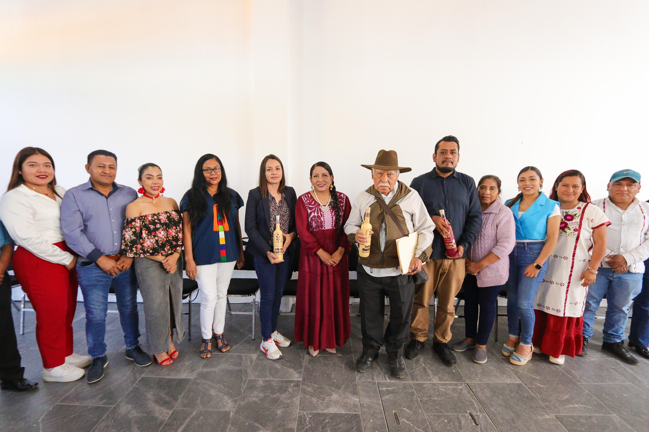 Rompe récord concurso para imagen oficial del Martes de brujas en Xoxocotlán