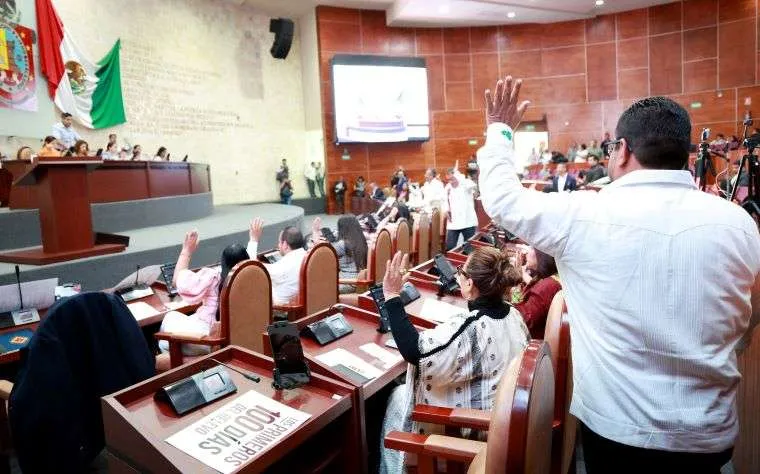 Con aval del Gran Elector, eligen a titular de Unidad Técnica de Fiscalización y Control del Congreso