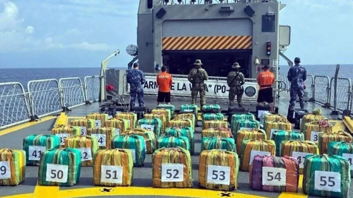 En Oaxaca, aseguran embarcaciones con dos toneladas de cocaína