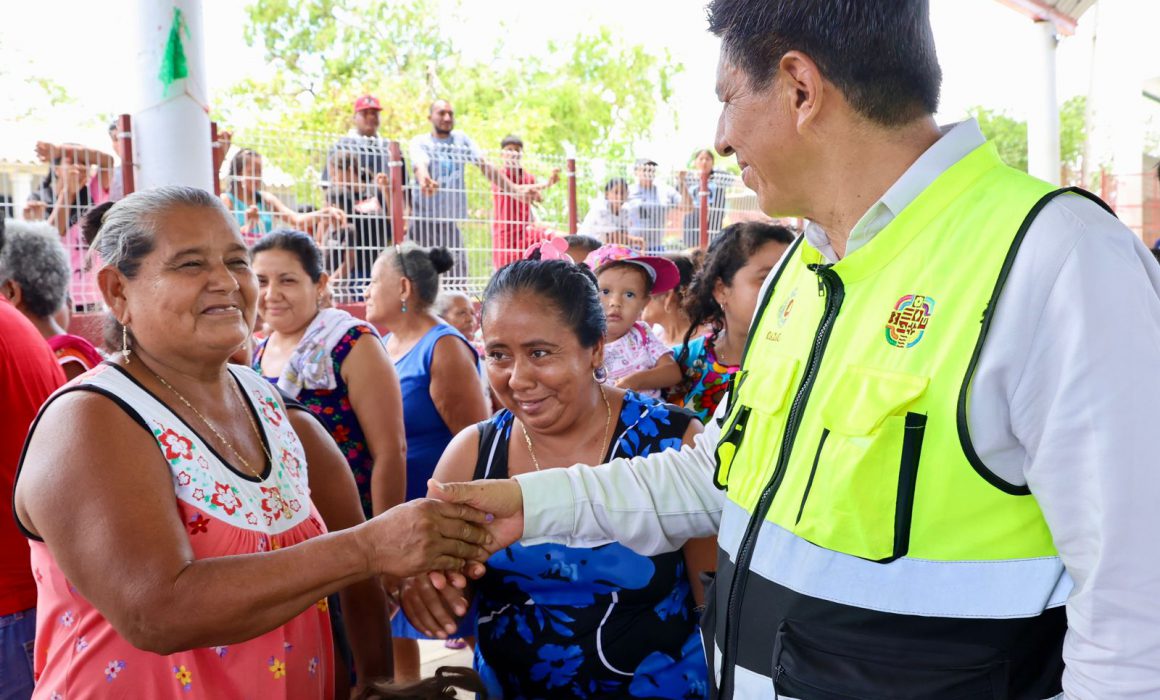 Inicia censo de personas damnificadas en Oaxaca, tras impacto de huracán Erick
