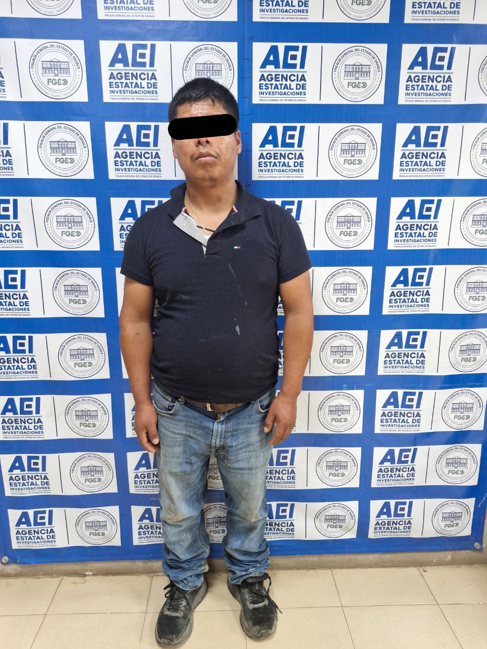 Fiscalía de Oaxaca recupera tres vehículos con reporte de robo y detiene a una persona, en operativos realizado en la región de la Mixteca