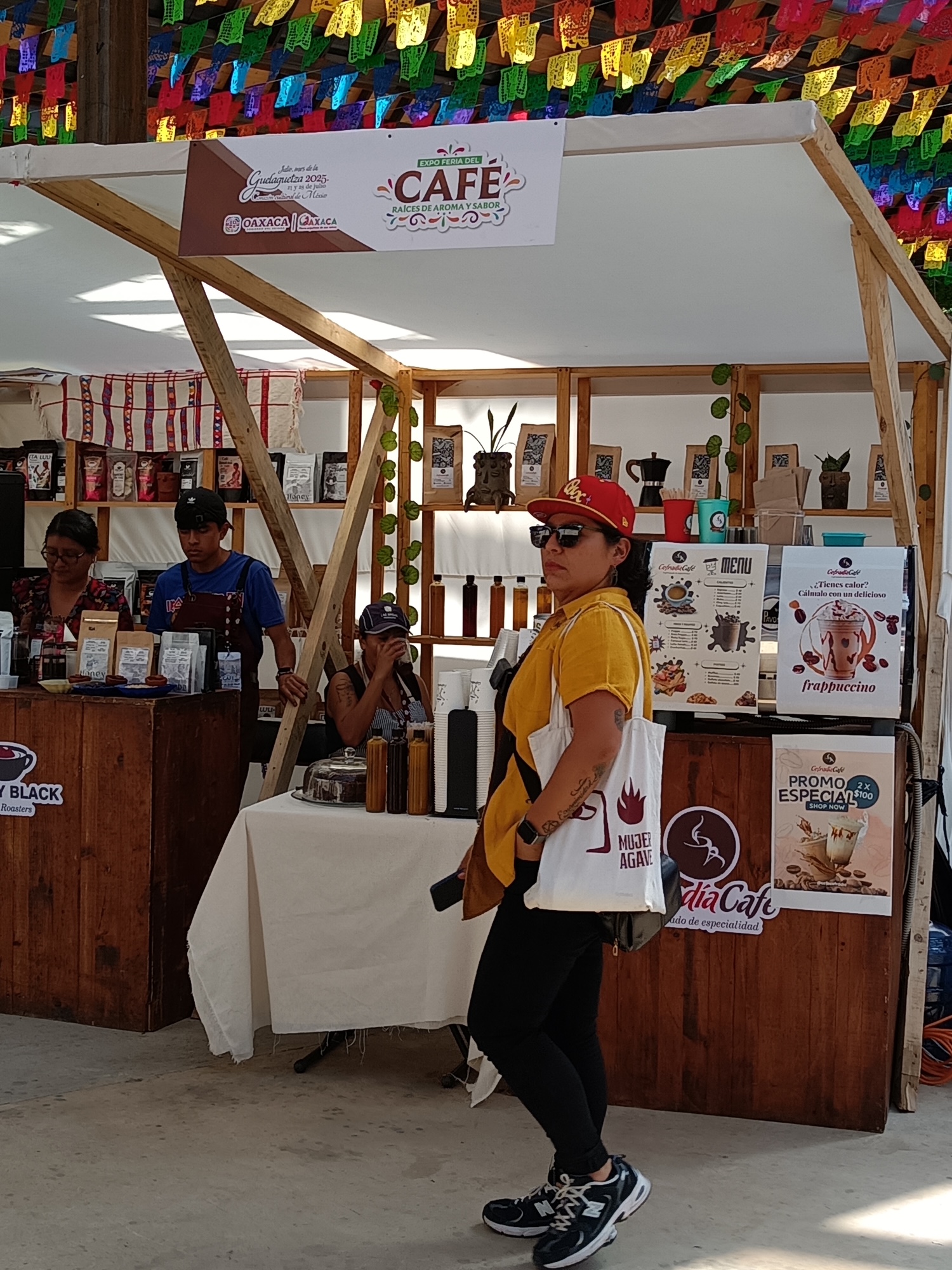 Más gasto que ganancia: Artesanos oaxaqueños enfrentan ventas bajas durante la Guelaguetza