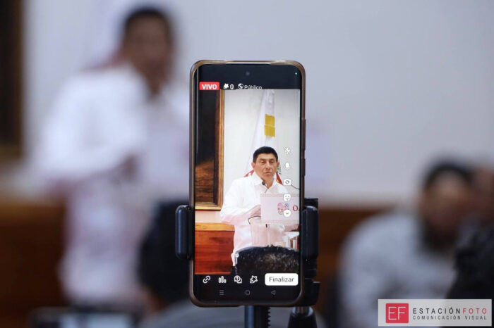 Anuncia Gobernador de Oaxaca consulta para un tercer lunes de #Guelaguetza
