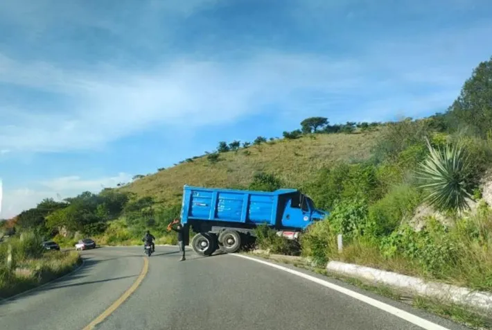 Enfrentamiento mortal entre CTM y CIT por obras en la Mixteca de Oaxaca; un transportista muerto y uno lesionado, el saldo