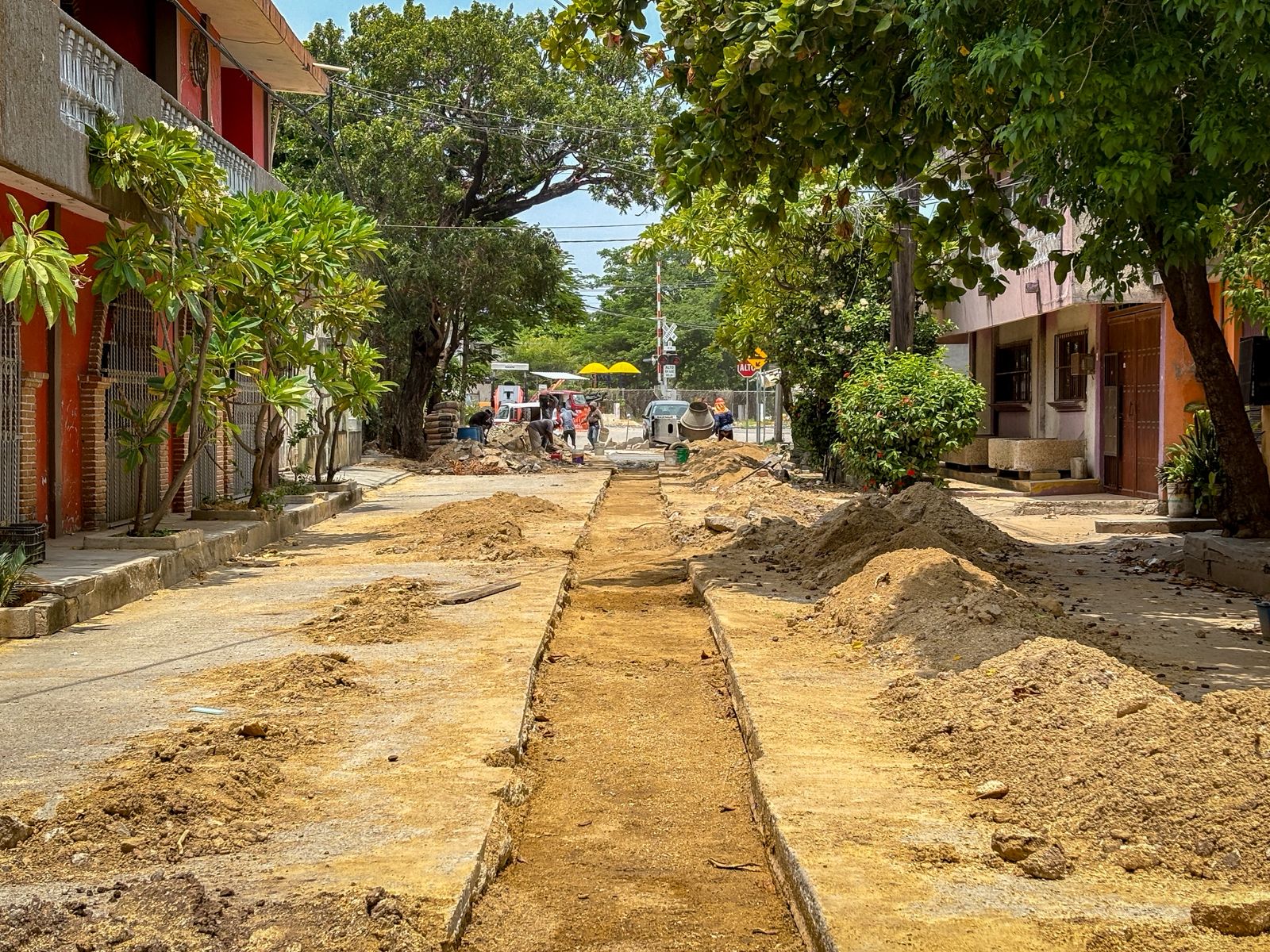 Tendrán drenaje renovado y una vialidad sin baches, vecinos de la avenida Álvaro Obregón
