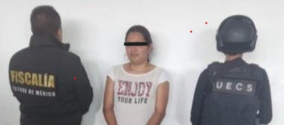 Fiscalía de Oaxaca aprehende en el Estado de México a una mujer por robo de una caja fuerte cometido al Ayuntamiento de San Mateo Piñas