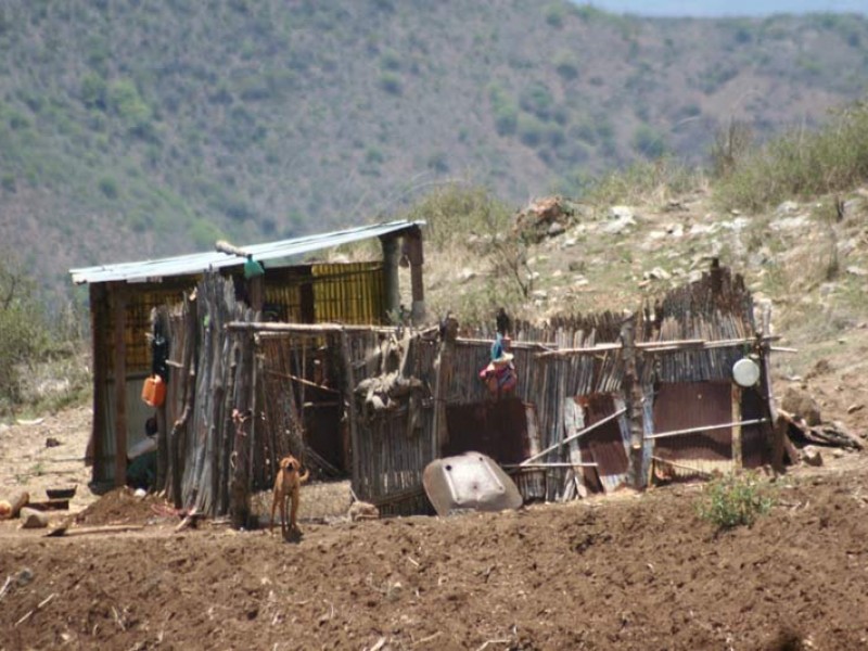 Oaxaca, en tercer lugar de pobreza en el país, pese a que en México se redujo a 29.6%